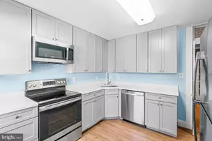 112 Burke Ave, Baltimore, MD 21286 - Photo 29