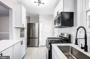 4 N Belle Grove Rd, Baltimore, MD 21228 - Photo 13