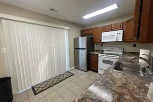 43 Taos Cir, Middle River, MD 21220 - Photo 7