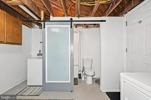 8272 Kavanagh Rd, Baltimore, MD 21222 - Photo 17