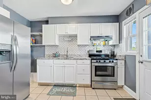 8272 Kavanagh Rd, Baltimore, MD 21222 - Photo 9