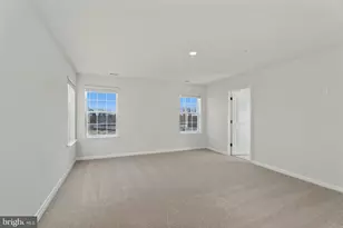 8 Comes Rdg Ct, Rosedale, MD 21237 - Photo 15