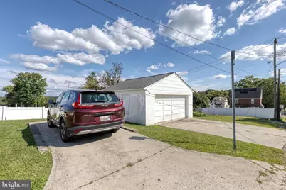 4401 Glenmore Avenue, Baltimore, MD 21206 - Photo 33