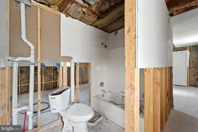 4 W Overlea Avenue, Baltimore, MD 21206 - Photo 7