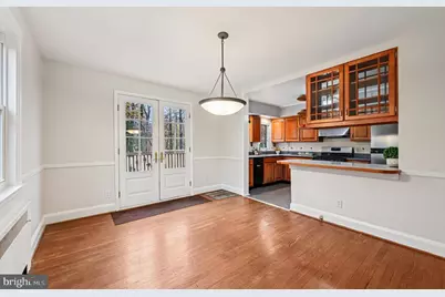 19 Somerset Road, Baltimore, MD 21228 - Photo 11
