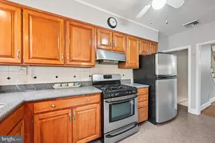 19 Somerset Rd, Baltimore, MD 21228 - Photo 7