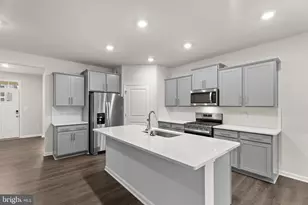 5 Comes Rdg Ct, Rosedale, MD 21237 - Photo 7