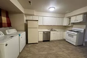 2621 Hallam Ct, Windsor Mill, MD 21244 - Photo 7