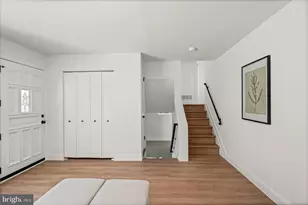 908 Scotts Hill Dr, Baltimore, MD 21208 - Photo 15