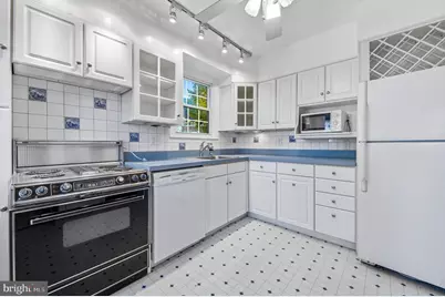 13 Harrison Avenue N, Baltimore, MD 21220 - Photo 15