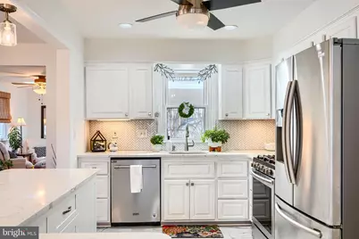 2431 Lakewood Road, Baltimore, MD 21234 - Photo 11