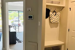 246 Hickory Holw Ct, Cockeysville, MD 21030 - Photo 9