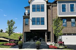 246 Hickory Holw Ct, Cockeysville, MD 21030 - Photo 1