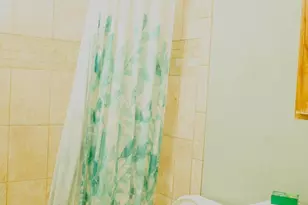 927 Grovehill Rd, Halethorpe, MD 21227 - Photo 17