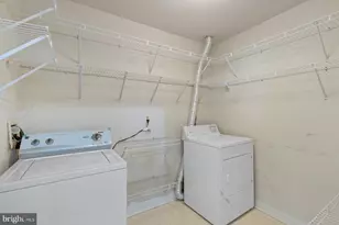 8901 Stone Creek Pl, Pikesville, MD 21208 - Photo 23