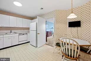 4001 Old Court Rd, Baltimore, MD 21208 - Photo 13