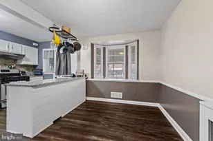 7304 Stratton Way, Baltimore, MD 21224 - Photo 9