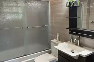 308 Pinewood Rd, Baltimore, MD 21222 - Photo 11