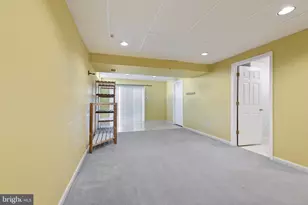 452 Doe Meadow Dr, Owings Mills, MD 21117 - Photo 25