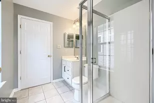 8803 Stoneridge Cir, Pikesville, MD 21208 - Photo 27