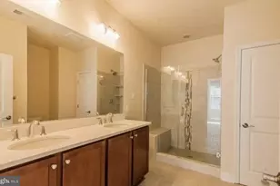 44 Linden Pl, Towson, MD 21286 - Photo 9