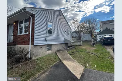 323 Third Avenue, Baltimore, MD 21227 - Photo 3