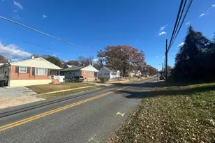 323 3rd Ave, Baltimore, MD 21227 - Photo 7