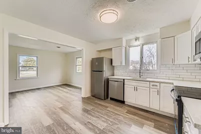 2542 Sycamore Avenue, Baltimore, MD 21219 - Photo 11