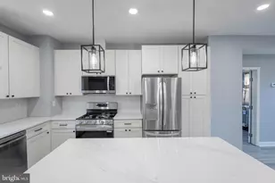 619 Aldershot Rd, Baltimore, MD 21229 - Photo 9