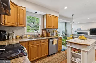 2117 Cross Trails Rd, Windsor Mill, MD 21244 - Photo 9