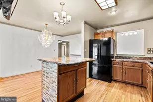 6005 Prince George St, Gwynn Oak, MD 21207 - Photo 9