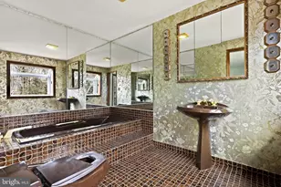 409 Oak Ct, Baltimore, MD 21228 - Photo 19