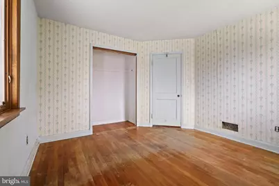 409 Oak Court, Baltimore, MD 21228 - Photo 9