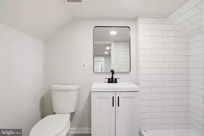 8233 Longpoint Road, Baltimore, MD 21222 - Photo 23