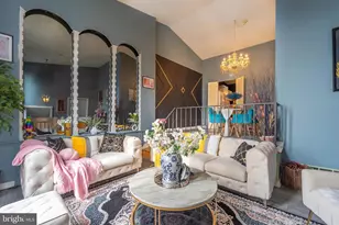 8334 Scotts Level, Pikesville, MD 21208 - Photo 17