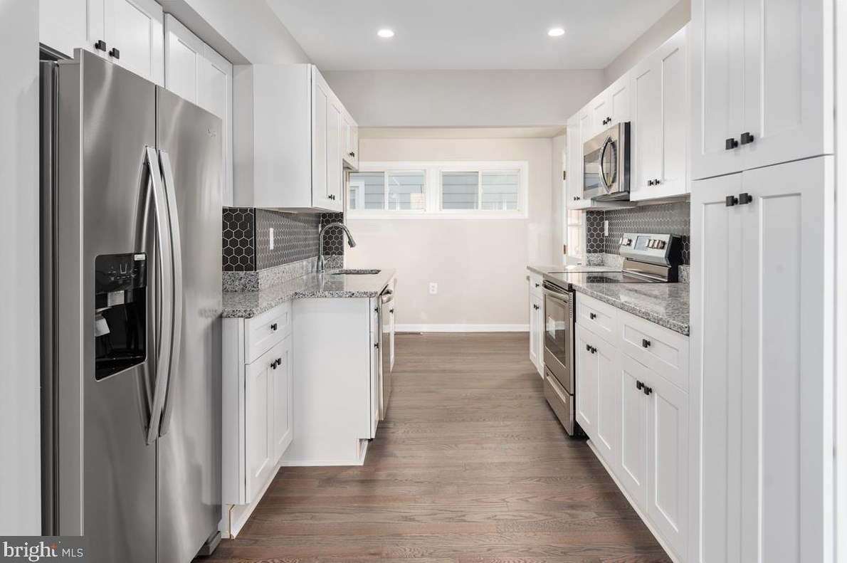 3013 Ritchie Ave, Baltimore MD 21219-1225 exterior