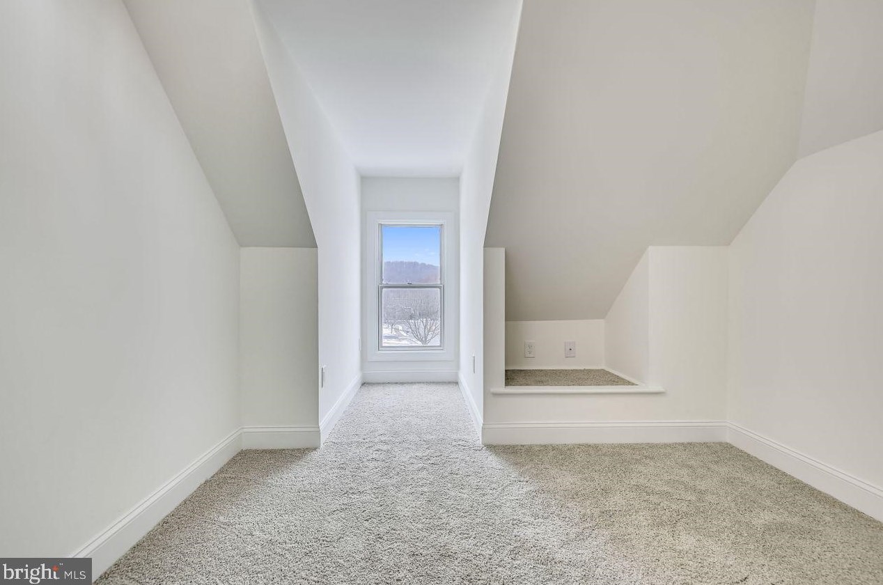5 Stone Spring Ct, Baltimore MD  21228-5367 exterior