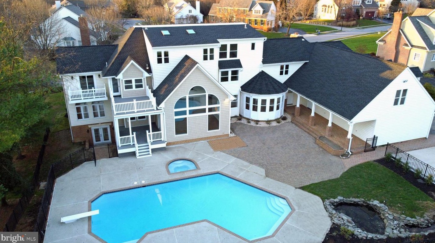 5 Stone Spring Ct, Baltimore MD  21228-5367 exterior