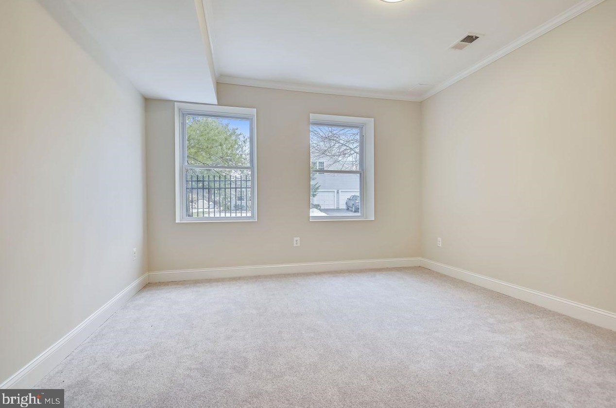 5 Stone Spring Ct, Baltimore MD  21228-5367 exterior
