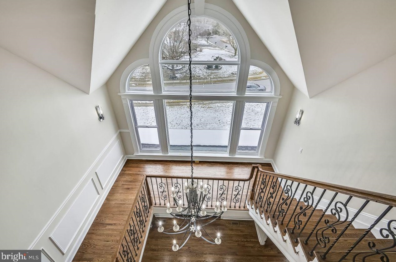 5 Stone Spring Ct, Baltimore MD  21228-5367 exterior