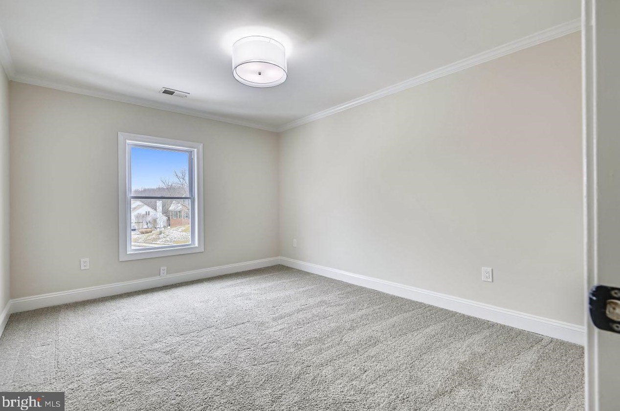 5 Stone Spring Ct, Baltimore MD  21228-5367 exterior