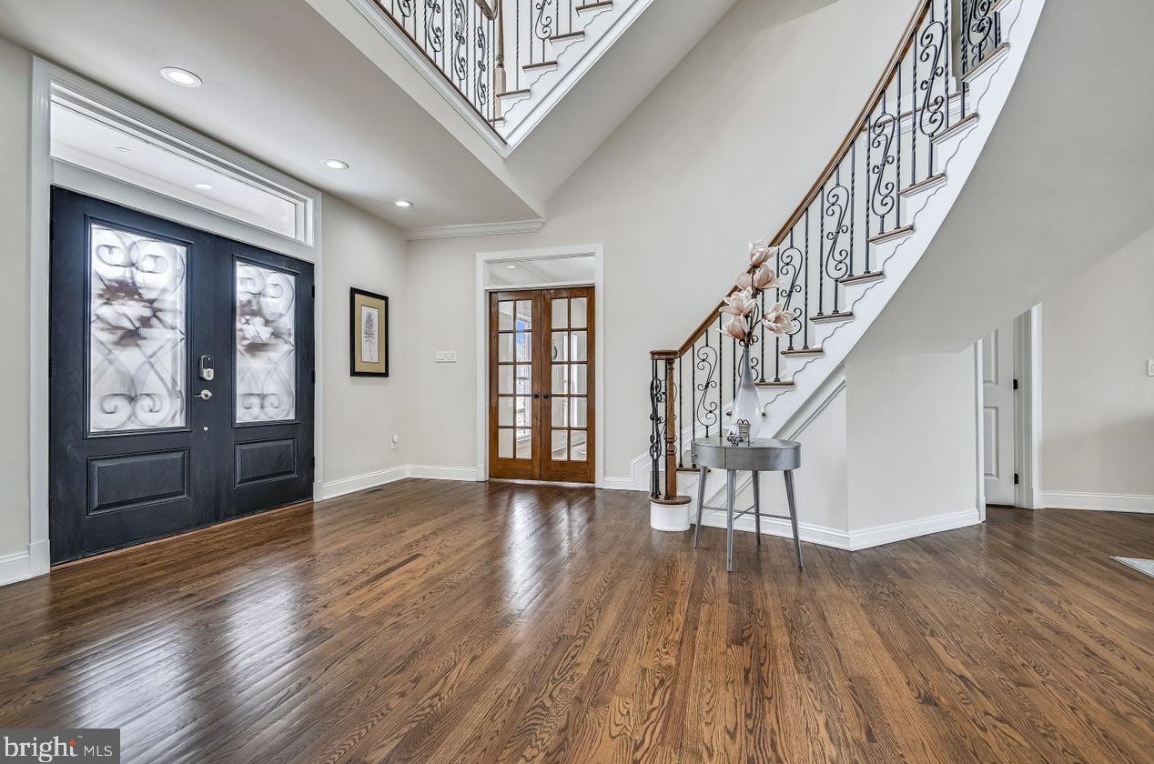 5 Stone Spring Ct, Baltimore MD  21228-5367 exterior