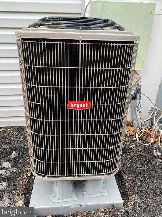 52 Laurel Path Ct, Baltimore MD  21236-5547 exterior