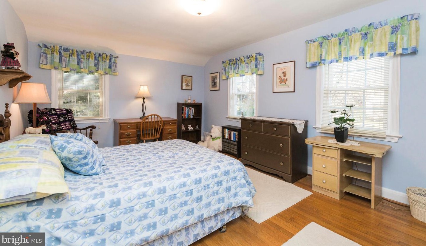 619 Stevenson Ln, Baltimore MD 21286-7606 exterior