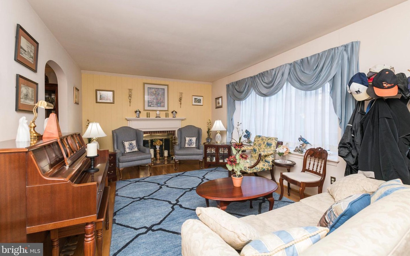 619 Stevenson Ln, Baltimore MD 21286-7606 exterior