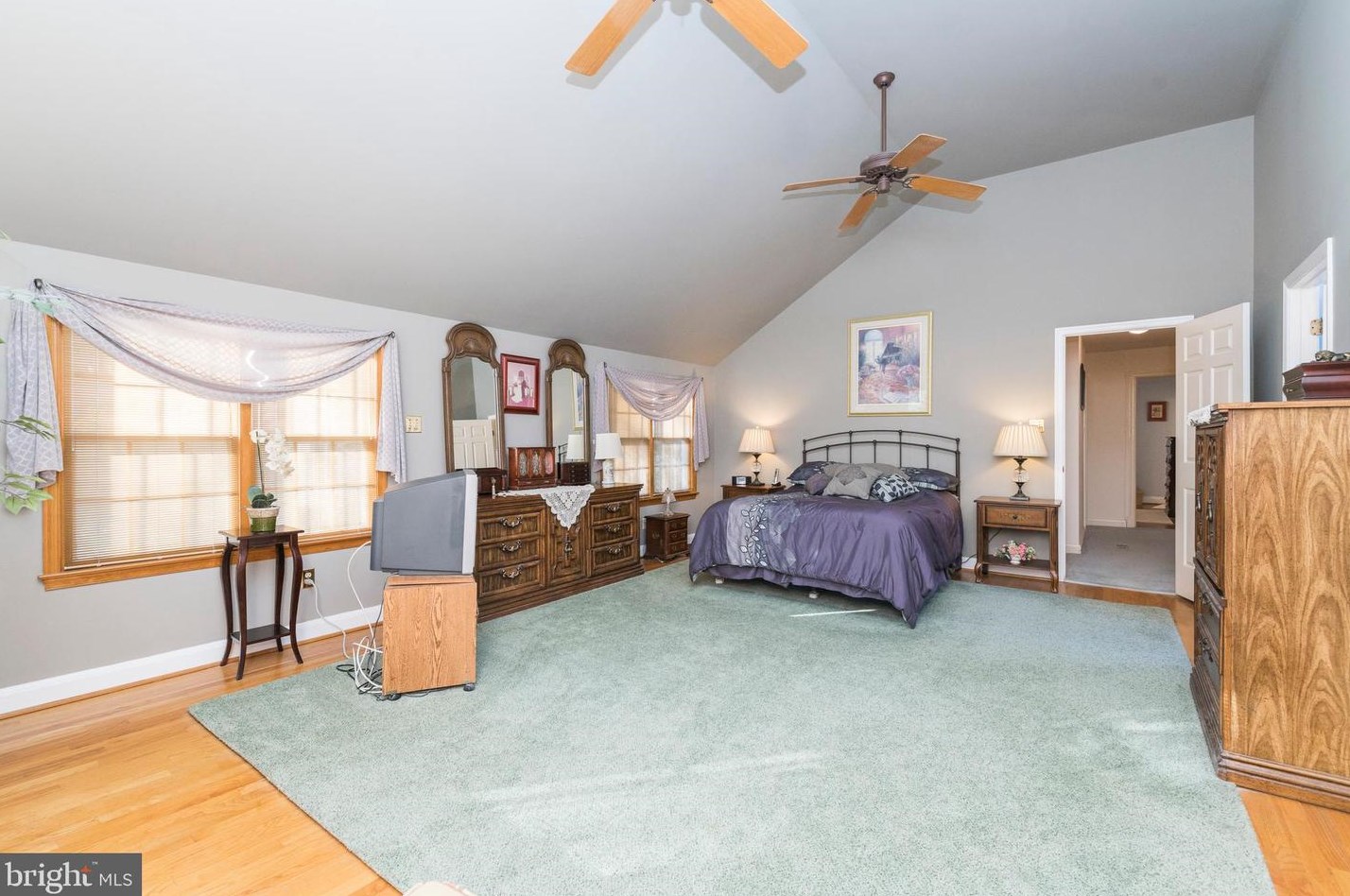 619 Stevenson Ln, Baltimore MD 21286-7606 exterior