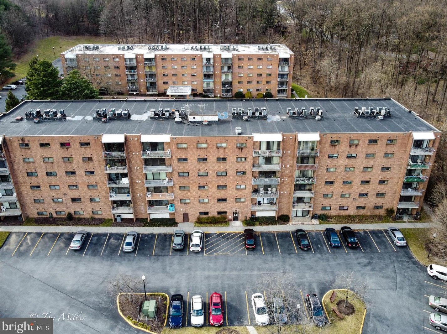 7203 Rockland Hills Dr, Baltimore MD  21209-1137 exterior