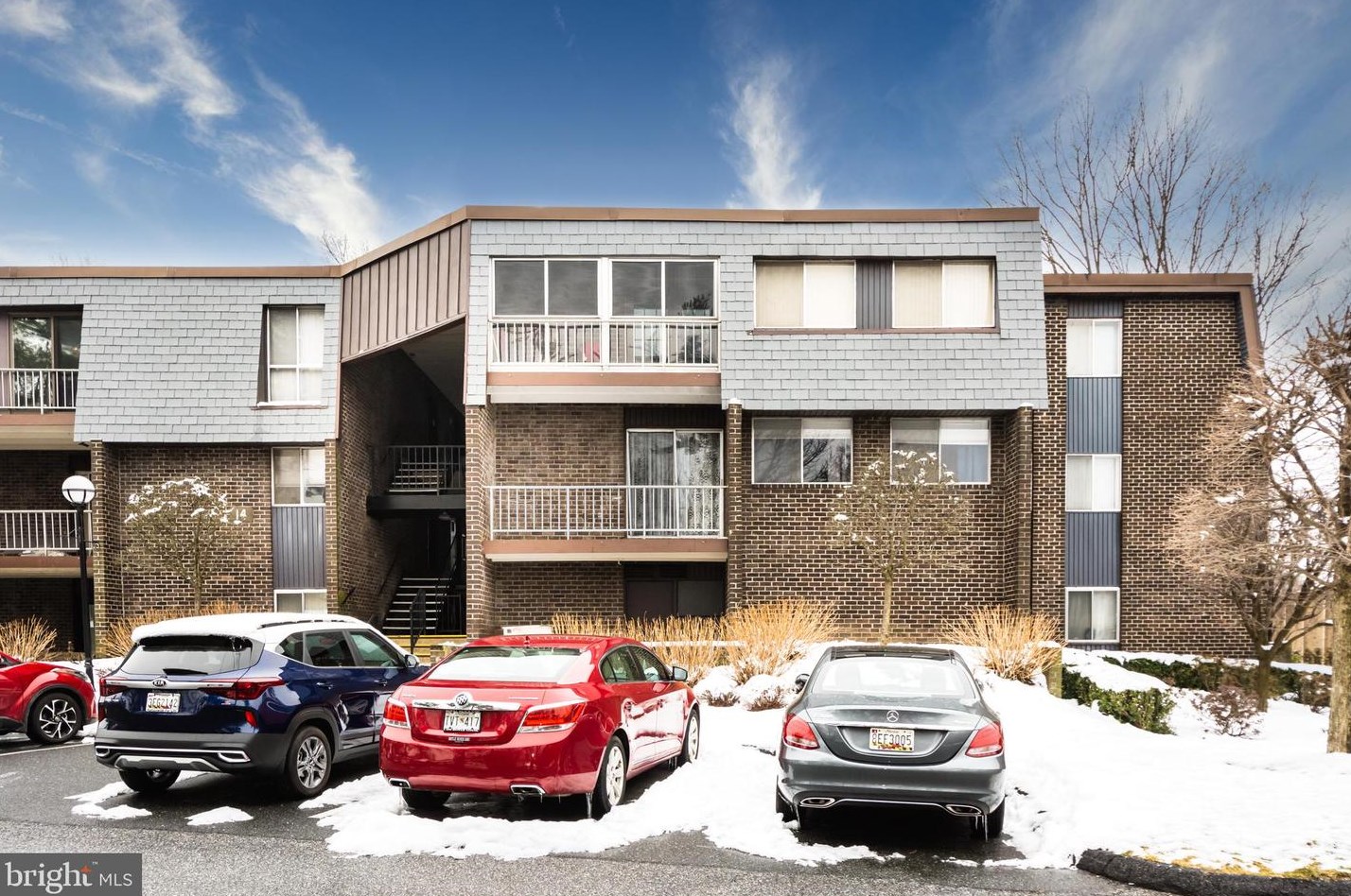 14 Stonehenge Cir, Baltimore MD  21208-3238 exterior