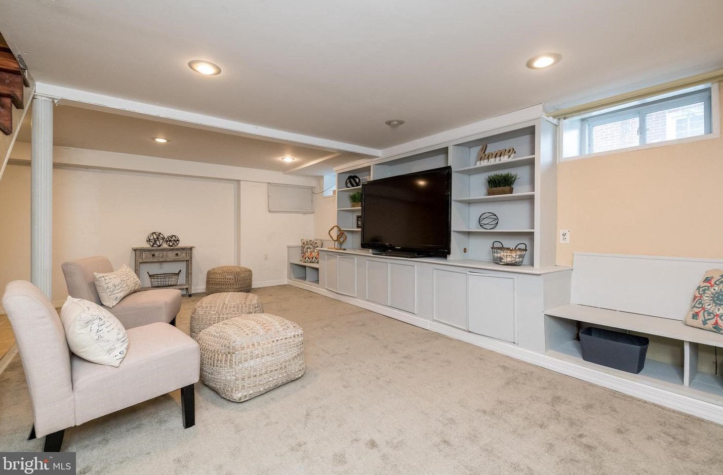 622 Stevenson Ln, Baltimore MD 21286-7601 exterior