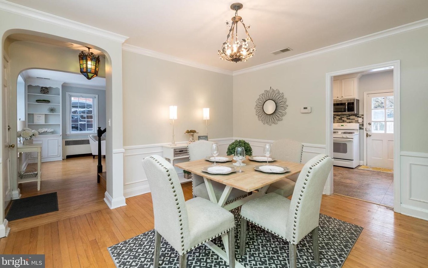 622 Stevenson Ln, Baltimore MD 21286-7601 exterior